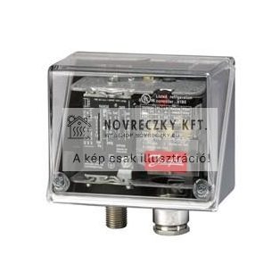 KP35 nyomáskapcsoló gázokra/sűrített levegőre -0.20-7.5 bar, G1/4", diff.: 0.2-7.5 bar, IP55