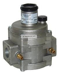 FRG/2MC Gáznyomásszabályozó szűrővel DN25, menetes, P1=0,5-3 bar, P2=25-35 mbar, 50 µ